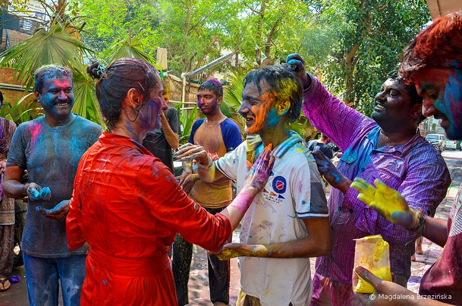 Jayesh i ja. Holi, 6 marca 2015 r., Ahmedabad, Indie © Magdalena Brzezińsk