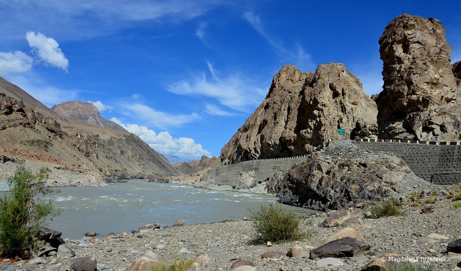 fot. NH 1D wzdłuż rzeki Indus © Magdalena Brzezińska, Ladakh, Indie 2016