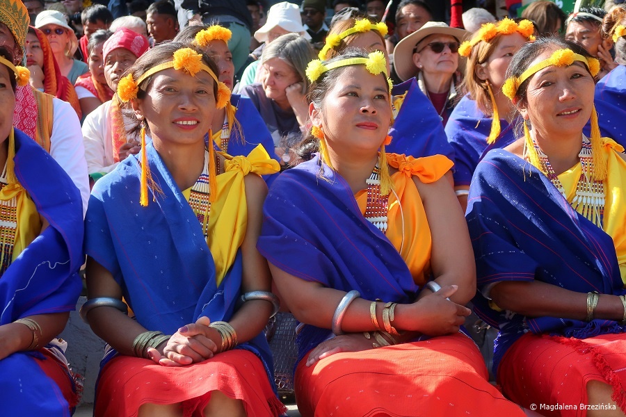 fot. Kobiety z plemienia Pochury © Magdalena Brzezińska, Hornbill Festiwal, Kisama, Indie, 2019